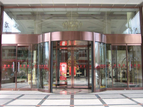 賓館旋轉(zhuǎn)門