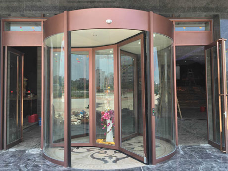 酒店大堂旋轉(zhuǎn)門