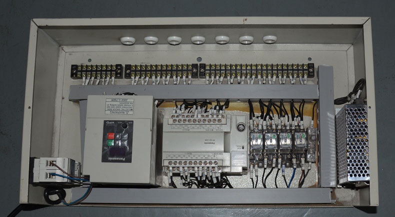 旋轉(zhuǎn)門控制箱