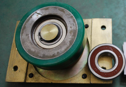 旋轉(zhuǎn)門主動(dòng)輪