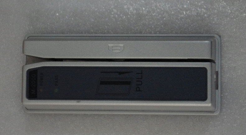 自動(dòng)門刷卡器