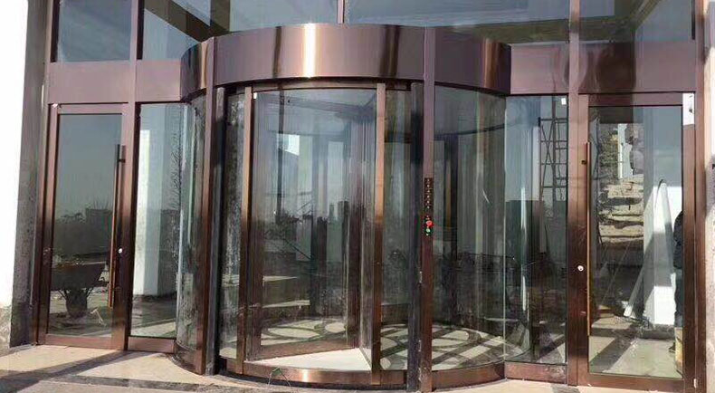 張家港綠地酒店旋轉(zhuǎn)門工程