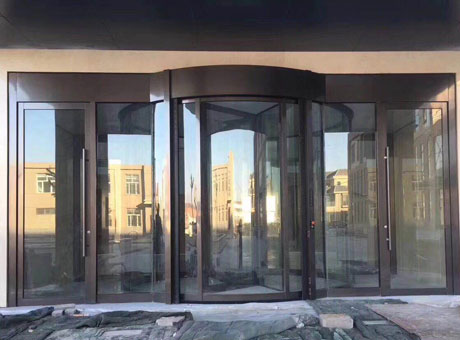 湖南益陽(yáng)花園酒店自動(dòng)旋轉(zhuǎn)門(mén)工程