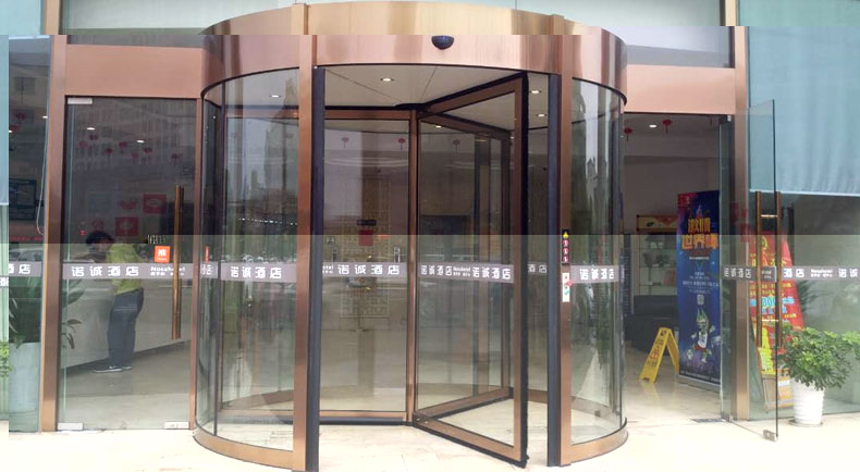 諾誠酒店三翼自動旋轉(zhuǎn)門