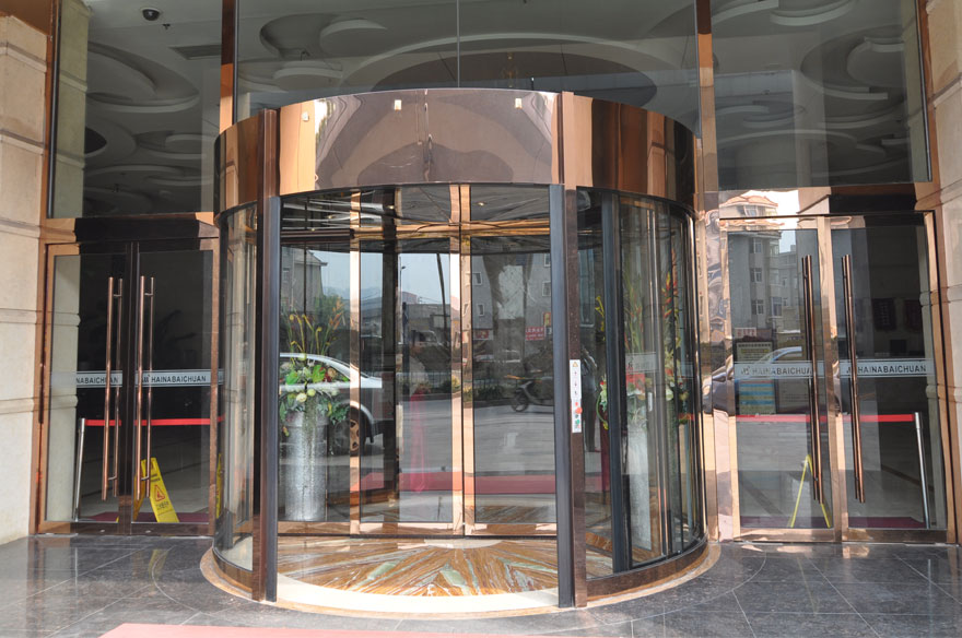 天津雙興旋轉(zhuǎn)門